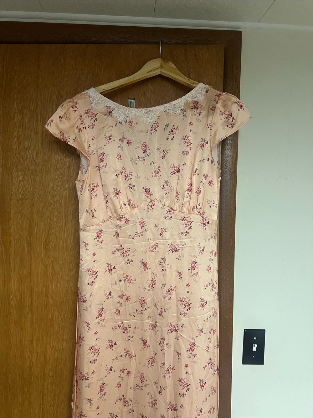Womens Peach Floral Lace-Trim Midi Dress